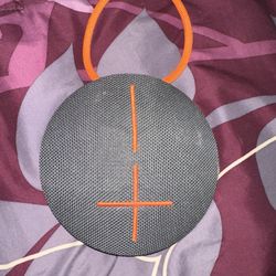 Ultimate Ears UE Roll 2 Waterproof Bluetooth Speaker S 00152 for