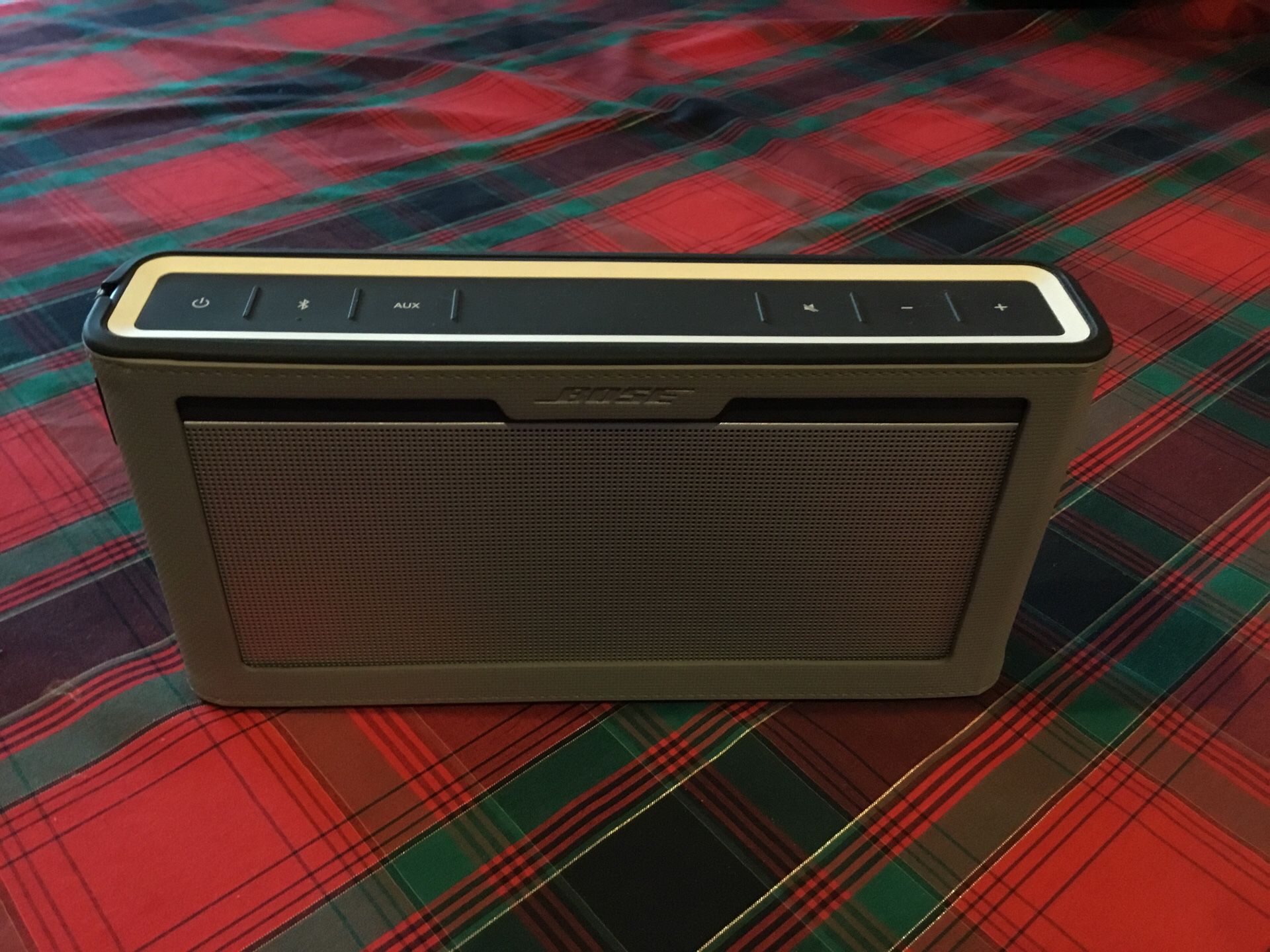 Bose Soundlink III Bluetooth portable speaker