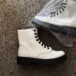 White Lace up Combat Boots w/Zipper
