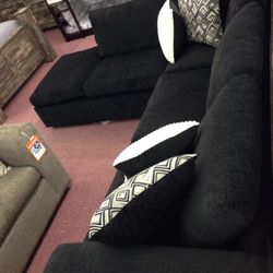 💥Blowout Furniture Sale!💥 Brand New Black Sectional! $50 Down Takes It Home Today!