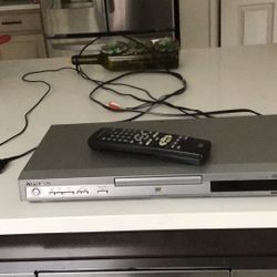 CD Player- 5 CD/DVD With Remote