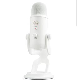 Logitech for Creators Blue Yeti USB Microphone