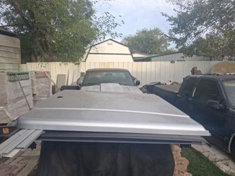 Tapa para caja corta de ford