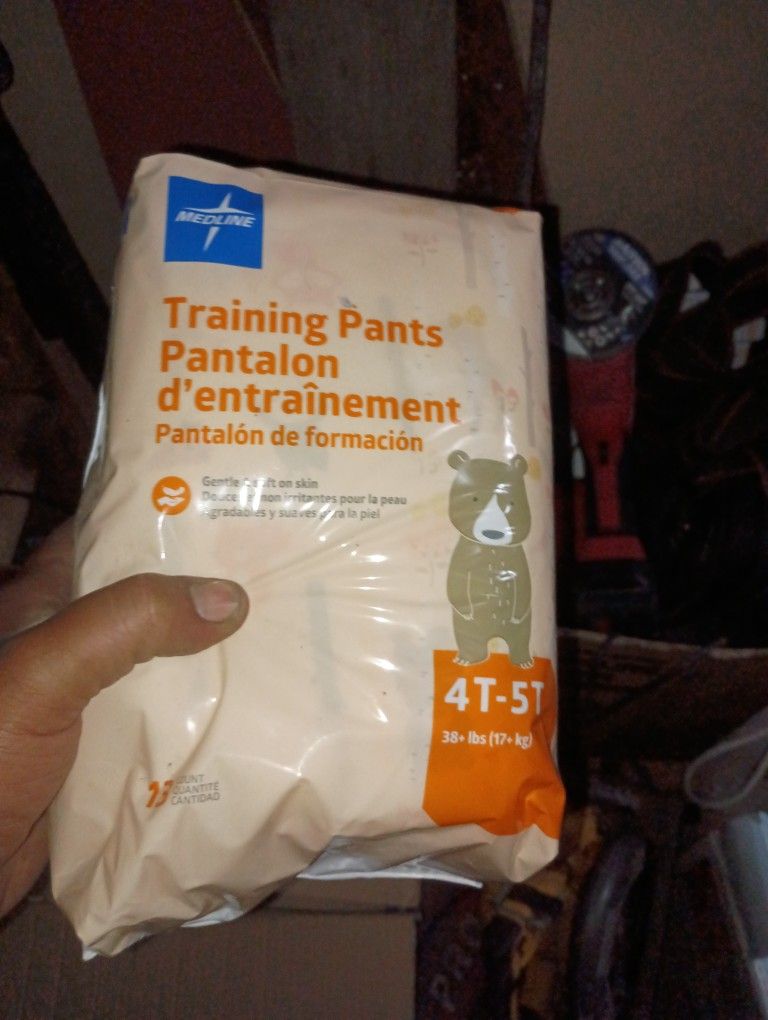 Training Pants Box Of 104 Pampers