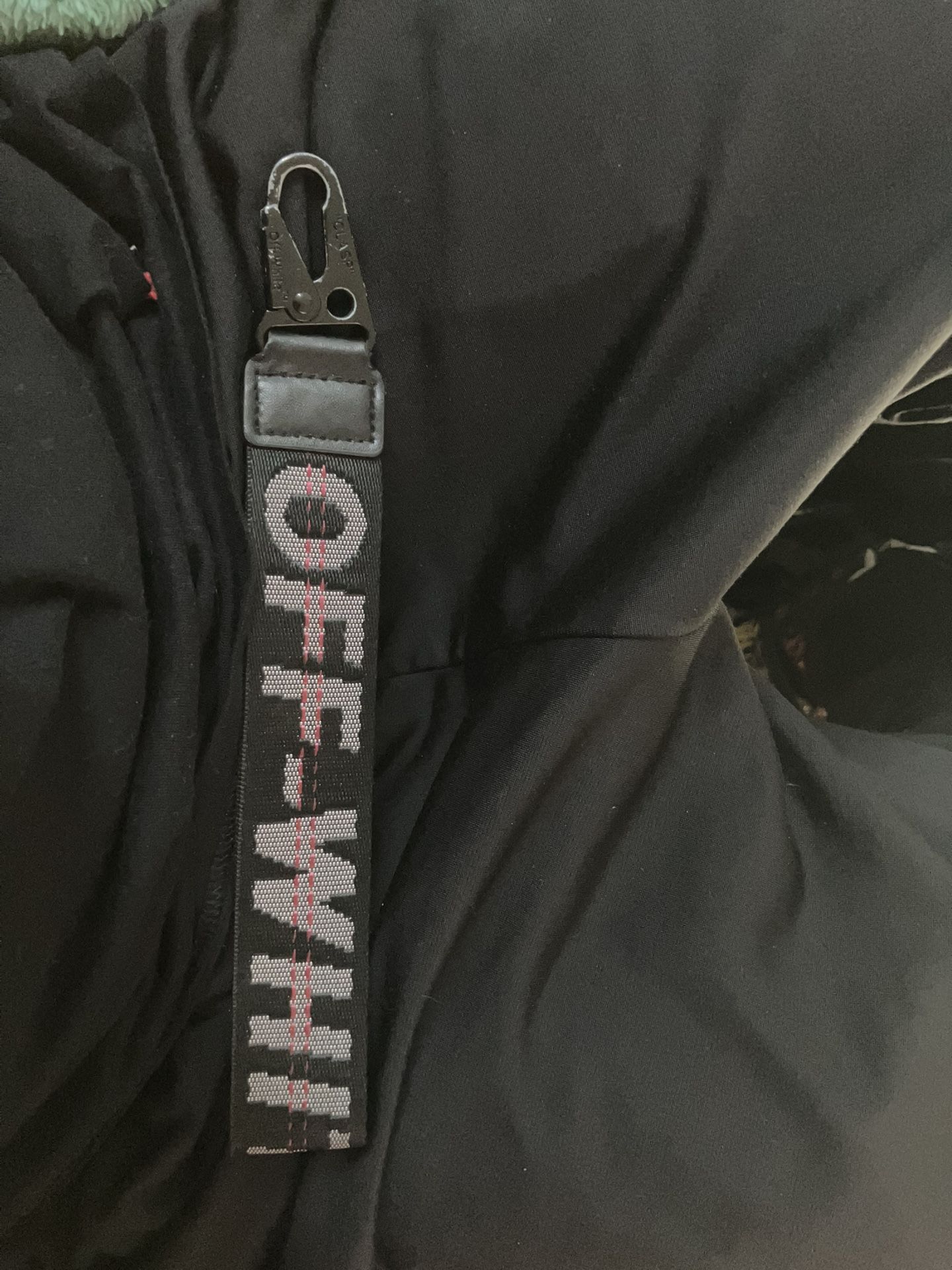 Off white keychain