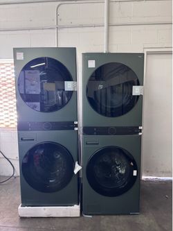 LG Washer Dryer Combo WKEX200HGA - New Open Box $1250