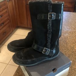 Girls Faux Fur Lined Boots