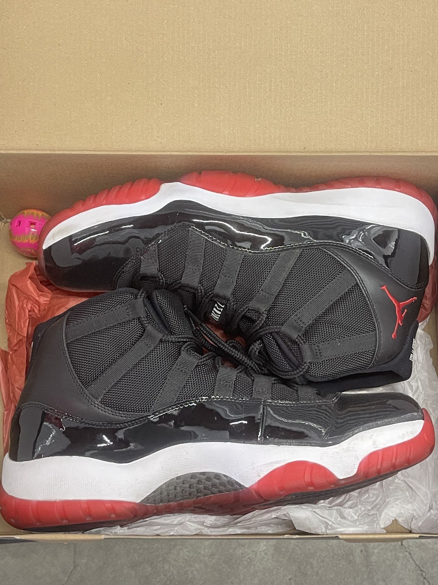 Dead Stock Retro 11 Breds 