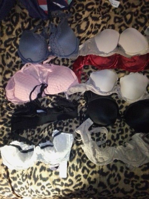 Bras Victoria Secret And Aerie Brand Eleven Of Them See Description 