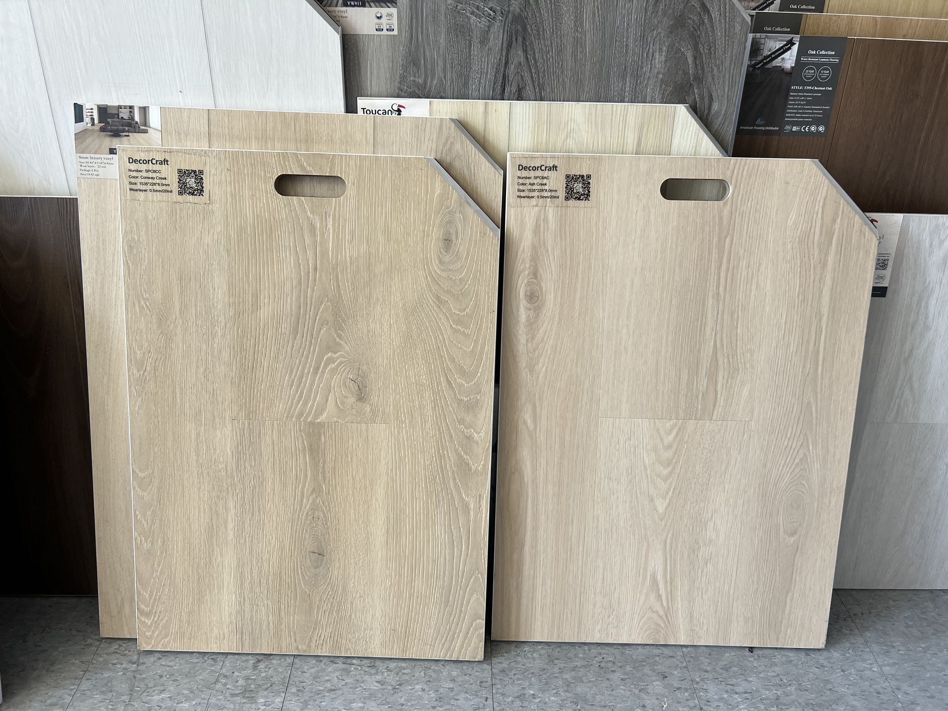Vinyl & Laminate Floor/ Pisos $1.39 