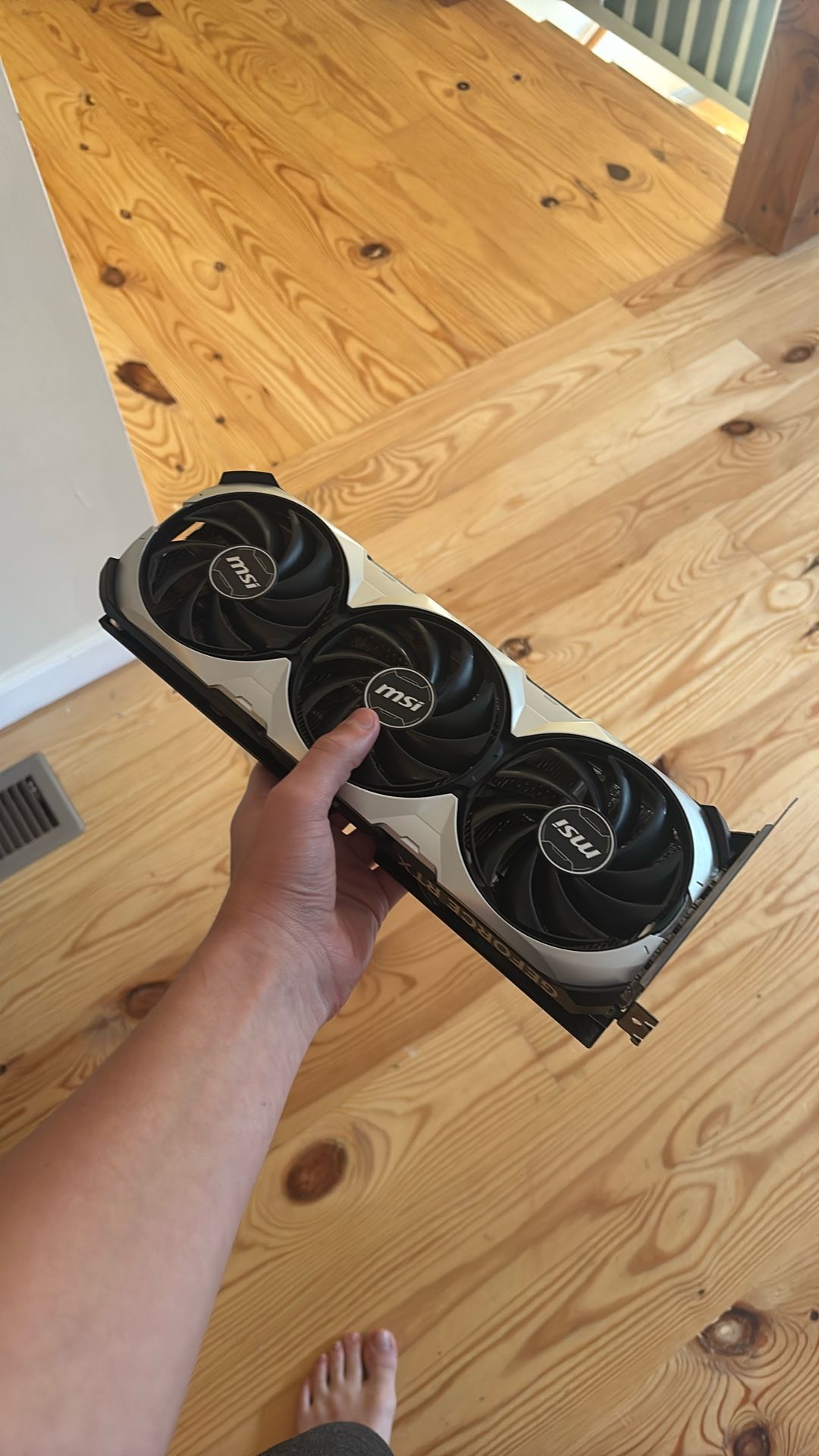 Nvidia GeForce RTX 4060 Ti 16gb MSI Ventus 3x