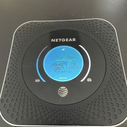 Nighthawk Netgear MR1100 AT&T Mobile Router