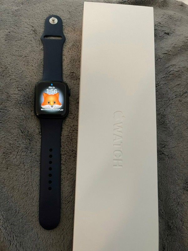 Apple Watch  For Free to first person congrats me for my new born baby on my cellphone 971’’’704’’’2425 with the screenshot of the item