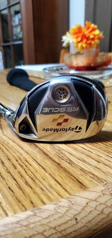 Taylormade Rescue FCT 4 Hybrid 22 Degrees Stiff Shaft with Head Cover