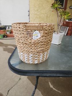Woven Plant Basket 