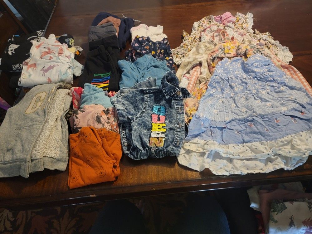 Lot Of Little Girls Clothes 18 Months