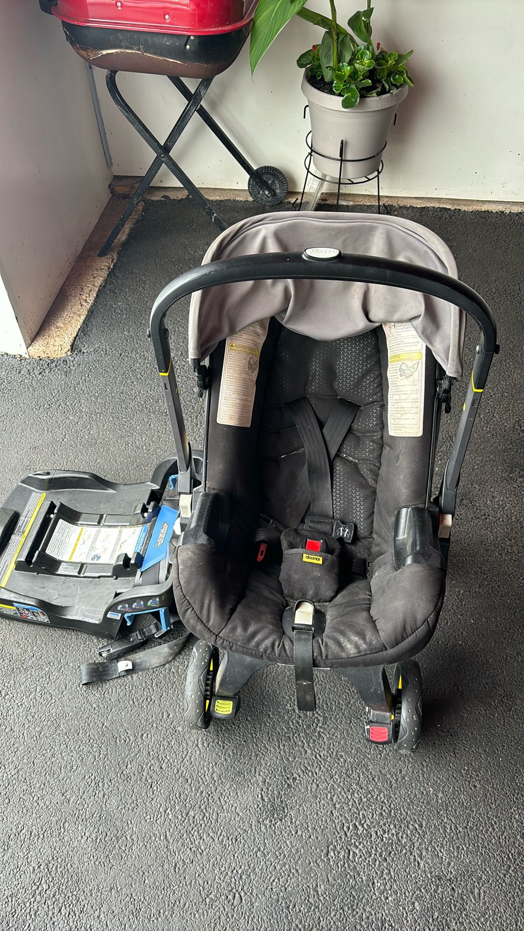 Stroller and Car seat (Doona)