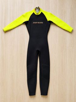 Body Glove women’s full-length wetsuit size 7