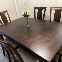 Dinning Set 