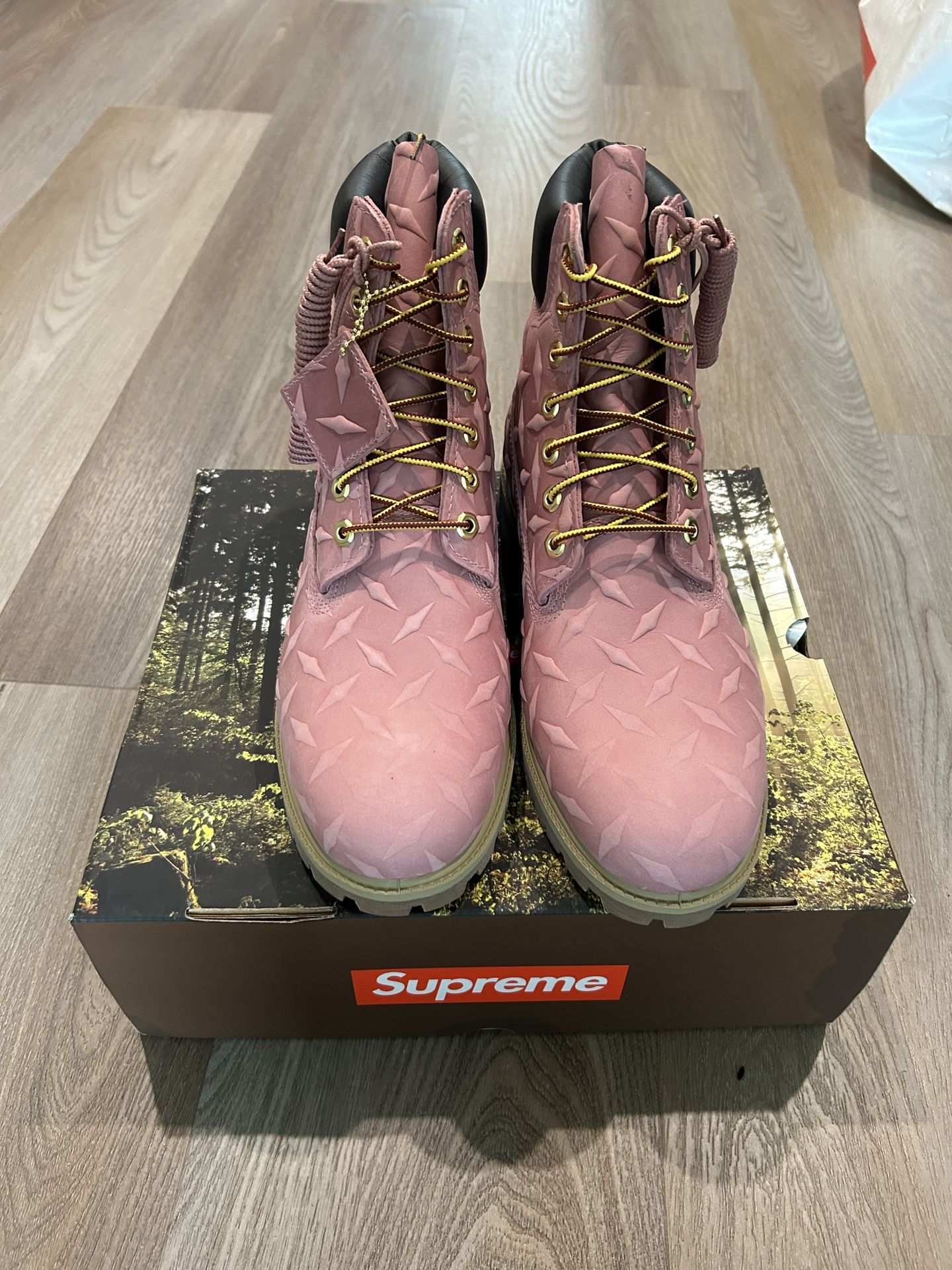 Supreme x Timberland for Sale in Los Angeles, CA - OfferUp