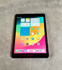 iPad 6 32gb $100 obo