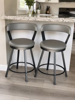 Set of 2 Modern 360 Swivel Bar Stools