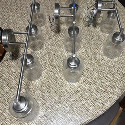 Modern light wall bathroom