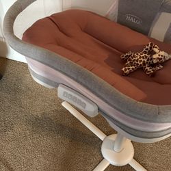 Halo Bassinet For Sale 