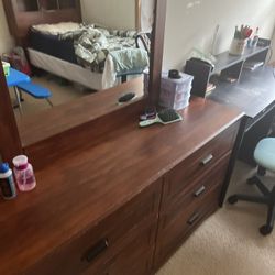 2 Twin Sleigh Bed with Mirrored Dresser With 2 Mattresses 