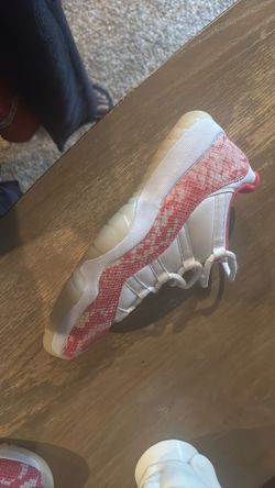 Jordan 11 pink snake skin  womans 9