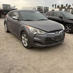 Auto Parts 2013 Hyundai Veloster 