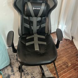 Von Racer Gaming Chair 