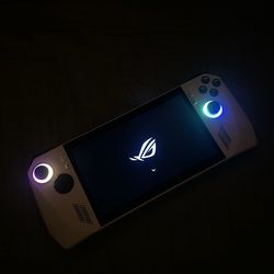 Rog ally z1 extreme (Trades) ?