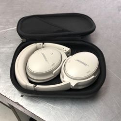 Bose Quiet Comfort 45 Headphones