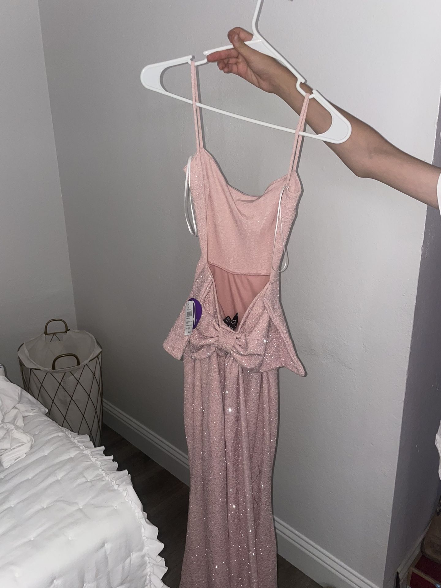 PINK WINDSOR DRESS WITH BOW AND TAIL