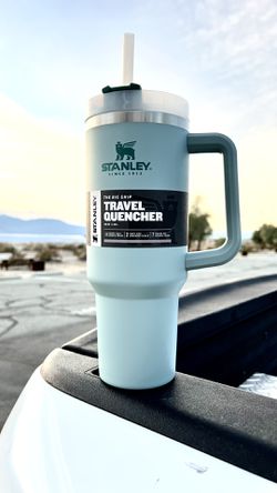 Stanley Adventure Travel Quencher 40 oz Tumbler Mug Cloud