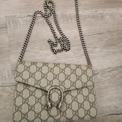 Gucci dionysus shoulder bag