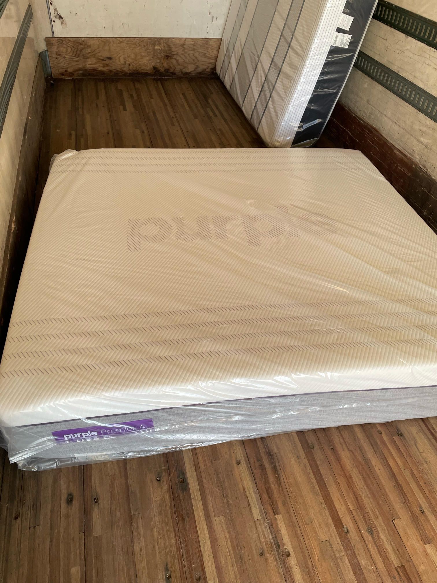 King Size Purple Mattress $550 Only 