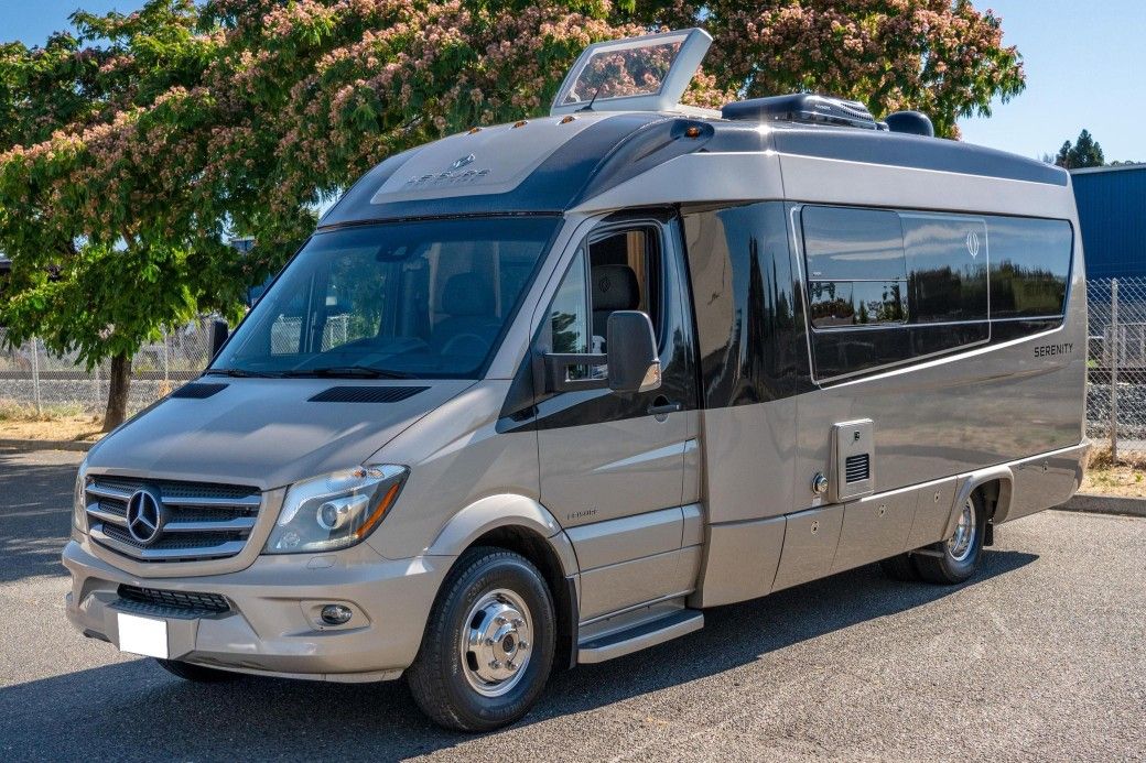 2019 Leisure Travel Serenity S24 CB