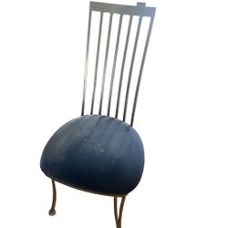 Set of 6 Dining Chairs- Rooms To Go. 