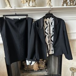 Valentino Vintage Black Woman’s Suit