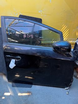 Toyota Prius Front Door Black Passenger Side RH 2015 ; JC282
