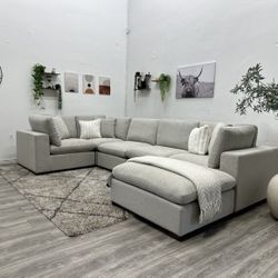 Gray Modular Sectional - Free Delivery 🚚 