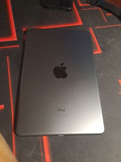iPad mini (5th generation) - 64GB - Wi-Fi  - iPadOS 26.5 - Like New