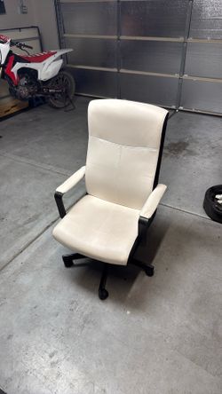 Free White Office Chair