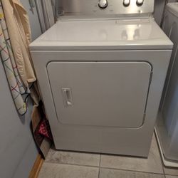 Maytag Electric Dryer 