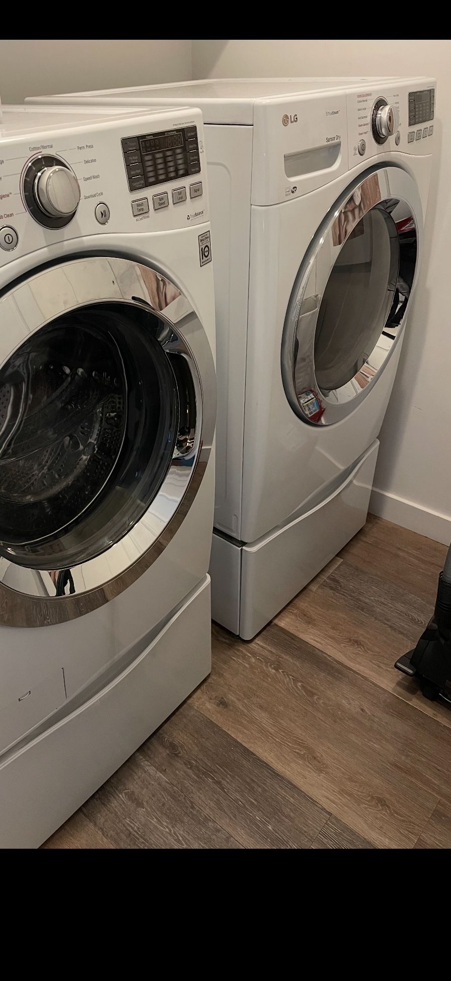 LG Washer and Dryer with pedestals