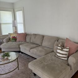 Big Couch And Pillows. Pickup Only! 33611. Some Stains And Wear And Tear But Overall Great Condition. 