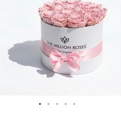 The Million Roses Pink Classic White Box | Light Pink Roses