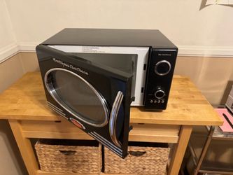 Nostalgia Electric RetroWave Retro Microwave Blac